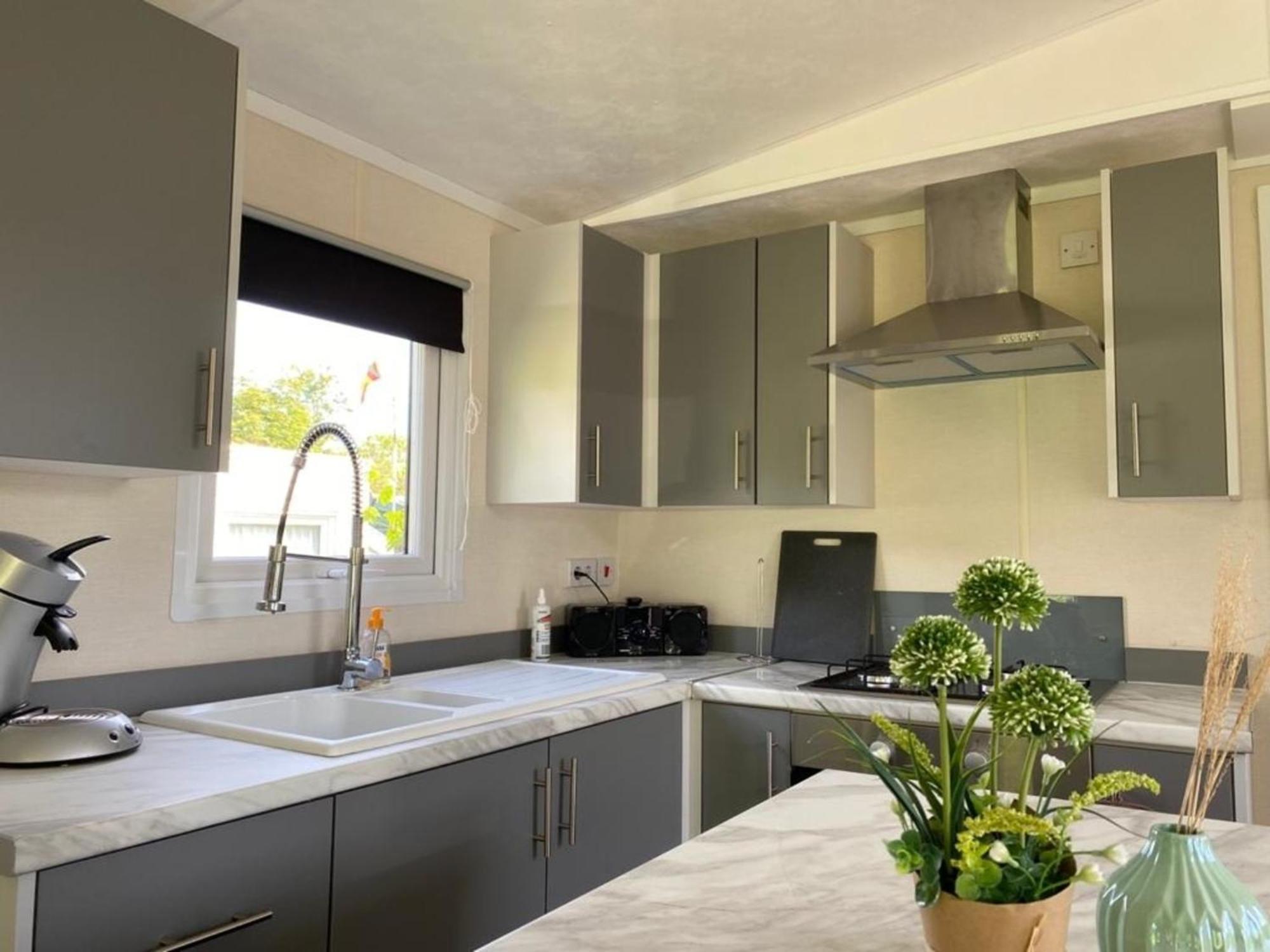 Natur pur, neues Ferienhaus O4 natureingebunden, Familien- und hundefreundlich eingezäunt Callantsoog Exterior foto